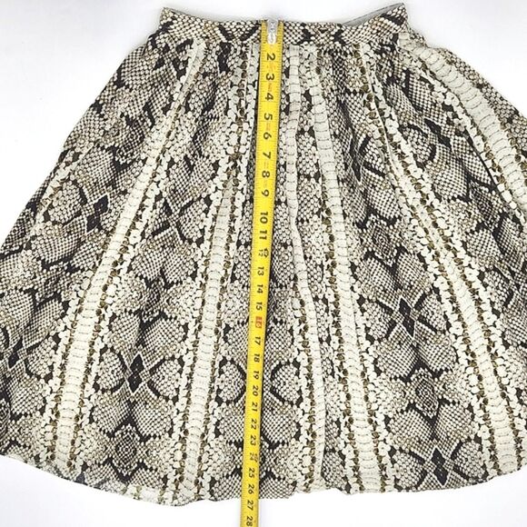 J Crew Pleated Midi Skirt Size 00 Womens Black White Green Snakeskin Print - Picture 6 of 7
